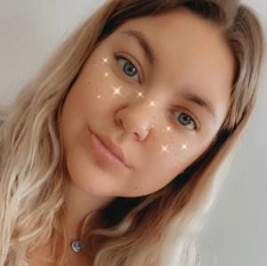 Meet your Posher, Hailey